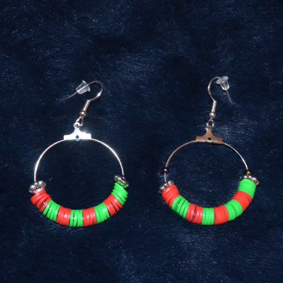 Red & Green Christmas Elf-Themed Clay Beaded Silver-Plated Hanging Earrings - Picture 3 of 4